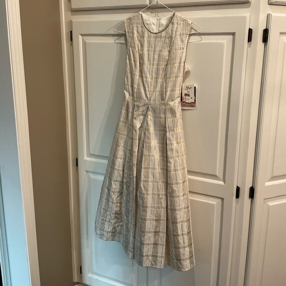 NWT Jessica McClintock Gold and Cream Plaid Girl’s Holiday Dress Size 12